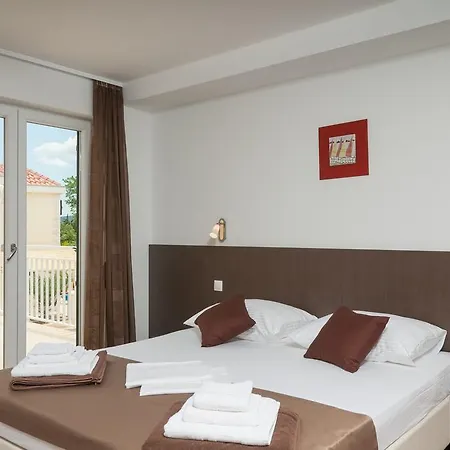 וילה Dinoti Škrip