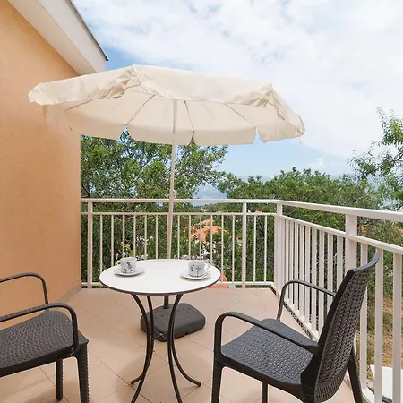 Dinoti וילה Škrip